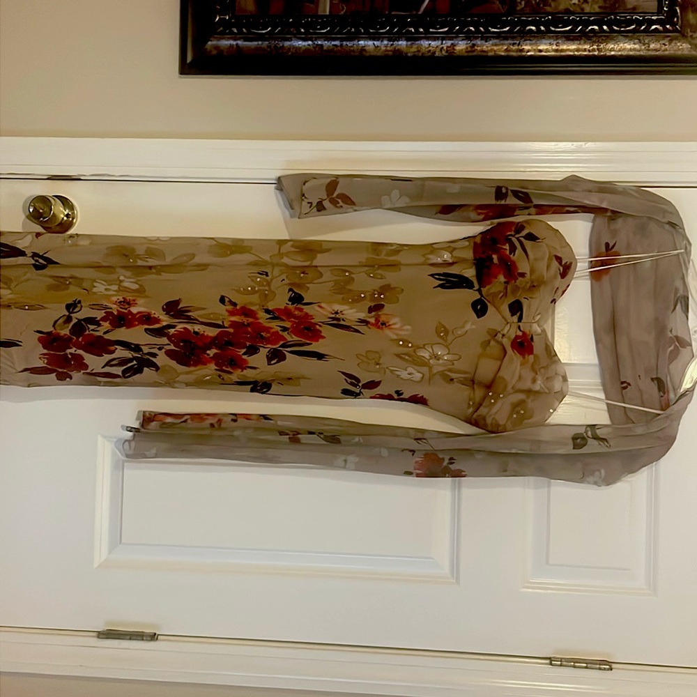 Strapless multicolored dress with matching scarf. Beautiful Warm autumn tones